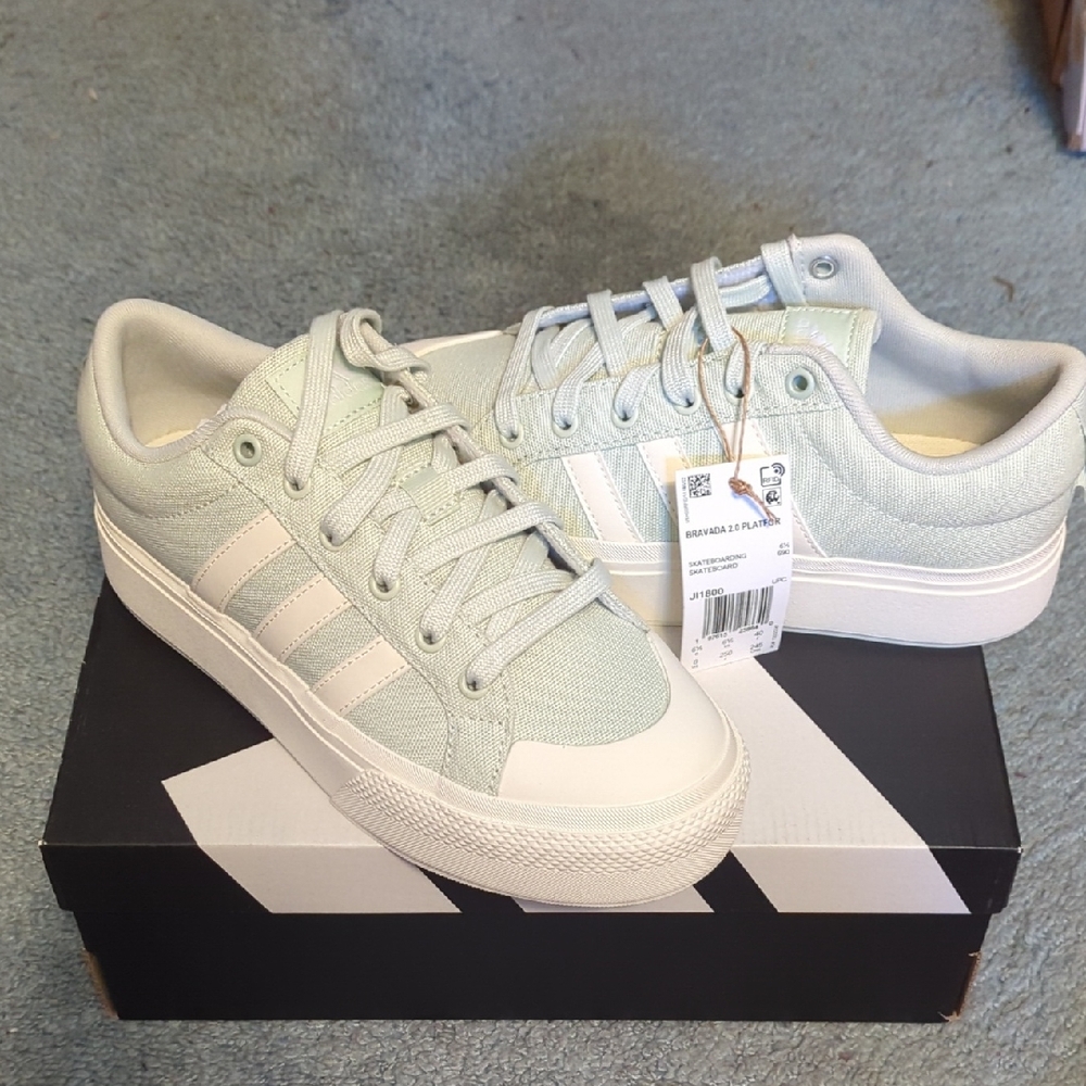 Adidas Bravada 2.0 Platform Sneaker